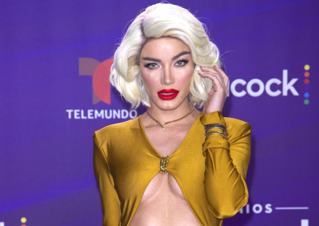 Aleska Génesis como conductora invitada en “Pica y se Extiende” junto a Carlos Adyan