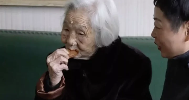 Los secretos de la longevidad de Jiang Yueqin a sus 101 años: "Lo más importante es que tiene una mentalidad positiva"
