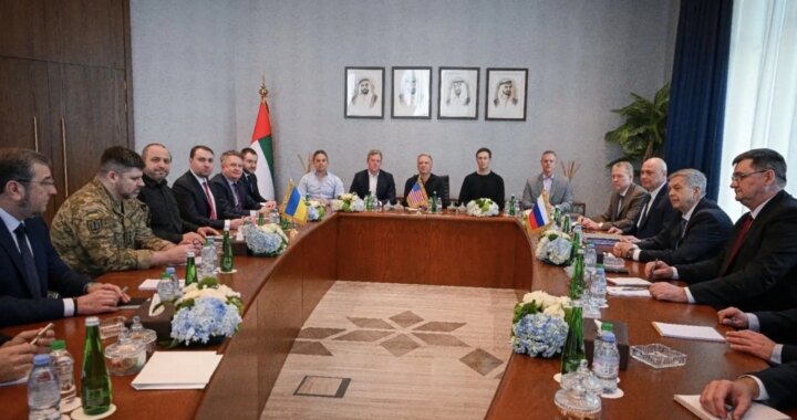 EE UU confirma una nueva reunión "a tres" con Ucrania y Rusia la semana próxima en Abu Dabi