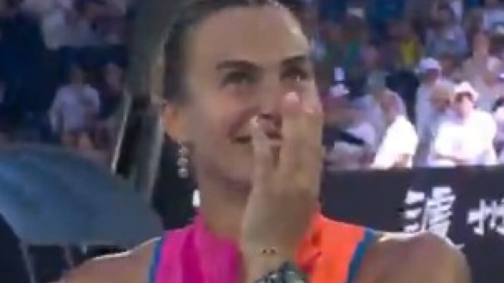 El momento embarazoso de Sabalenka ante su novio con el regalo de cumpleaños de Carlos Alcaraz: "¿Te puedes ir?"
