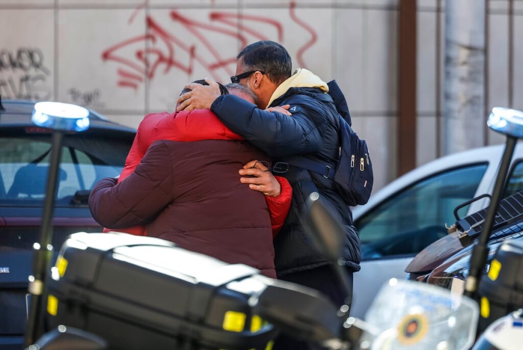 Las 24 horas cruciales: cómo gestionan los psicólogos una tragedia como la de Adamuz | Salud y bienestar