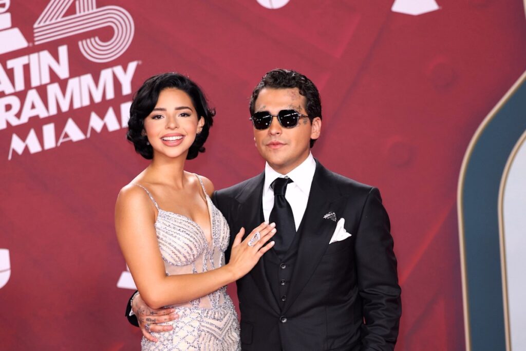 El extravagante regalo de Ángela Aguilar a Christian Nodal por su cumpleaños