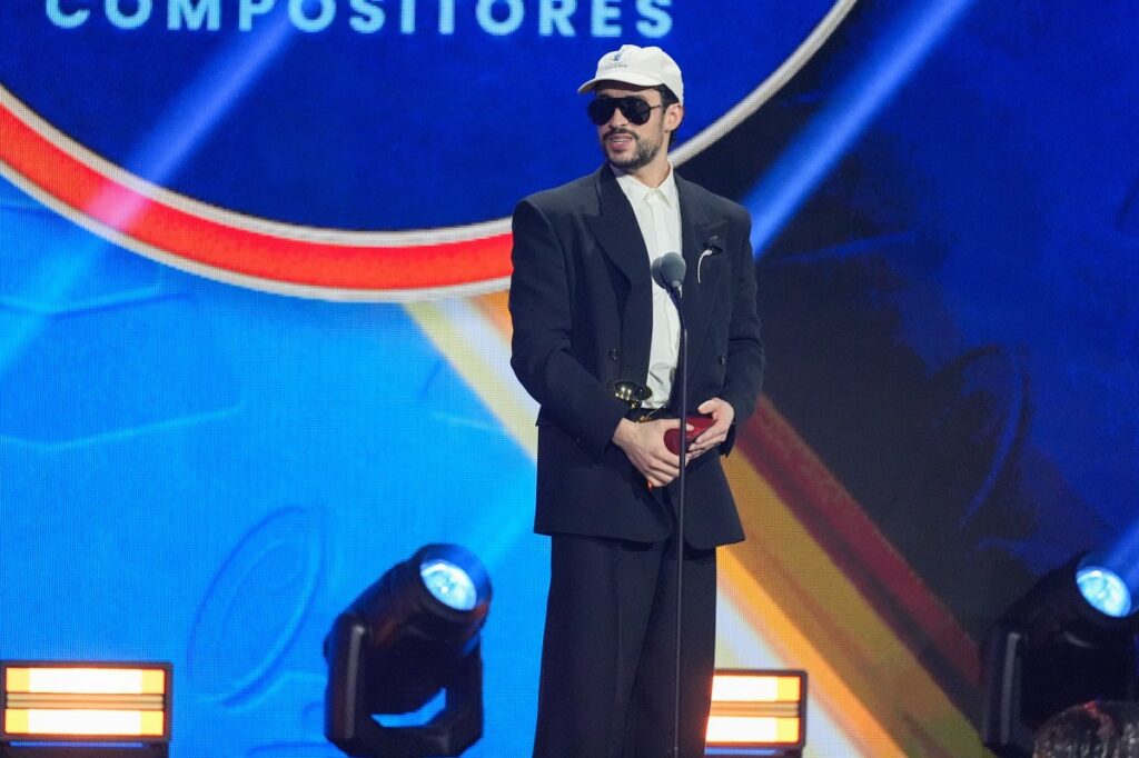 Bad Bunny enfrenta demanda por presunto uso no autorizado de una voz en sus canciones