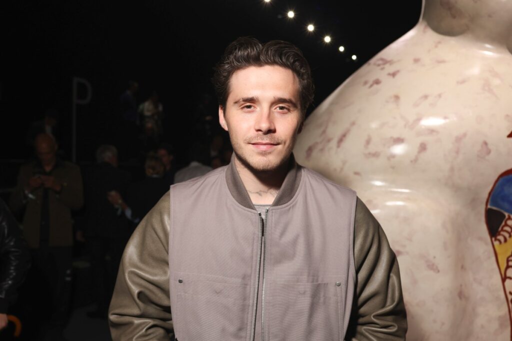 Brooklyn Beckham se habría negado a hablar con sus padres sin abogados