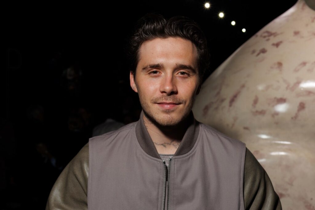 Brooklyn Beckham afirma que “no quiere reconciliarse con su familia” en un contundente comunicado