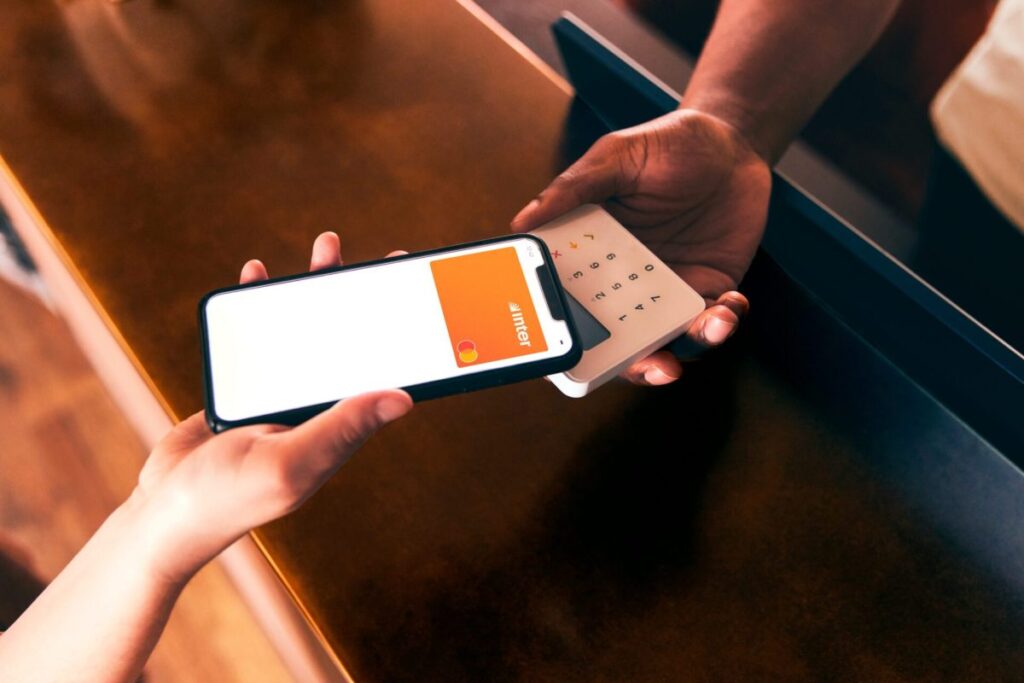 3 Apps que te permiten enviar remesas desde tu teléfono con bajas comisiones