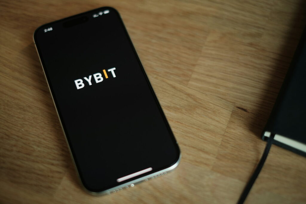 Exchange cripto Bybit evoluciona a banco con el lanzamiento de cuentas IBAN