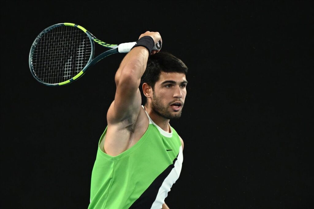 Alcaraz rompe su techo en Australia y ya está en semifinales