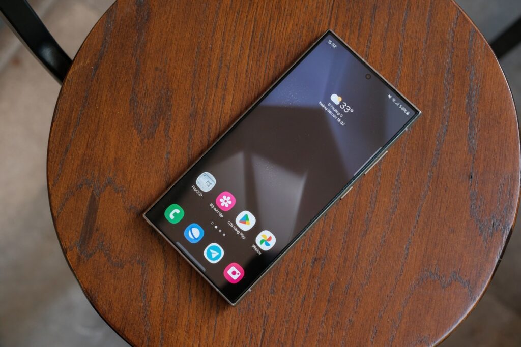 Nadie podrá espiar la pantalla de tu teléfono con la nueva función de privacidad de Samsung