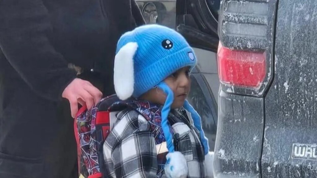 Un juez de Texas ordena excarcelar al niño de cinco años Liam Conejo Ramos y a su padre, detenidos por agentes federales