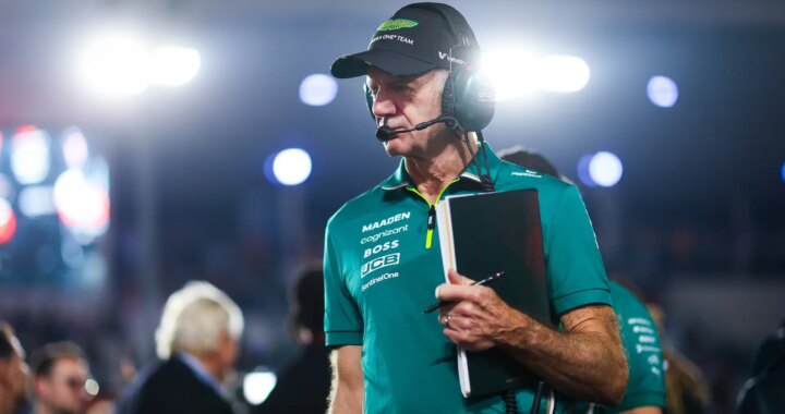 Adrian Newey, ingeniero estrella de Aston Martin: "El coche es muy compacto,mucho más de lo que se ha intentado antes aquí"