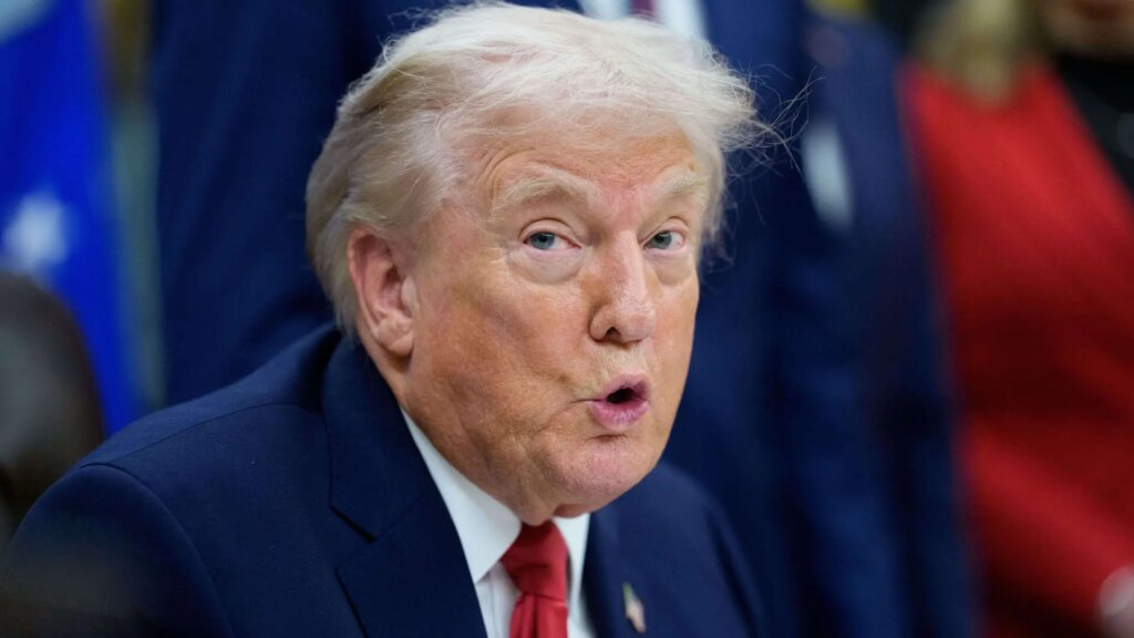 Trump vuelve a amenazar con un ataque a Irán si no llegan a un acuerdo nuclear