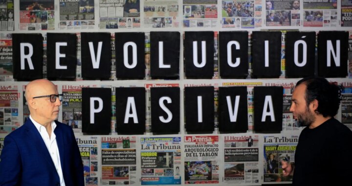 El odio como arma de poder: una exposición que invita a reflexionar en Honduras