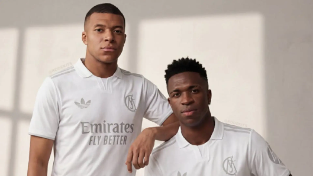 La impresionante camiseta del Real Madrid por su 125 cumpleaños: "La primera que me compraré en años"