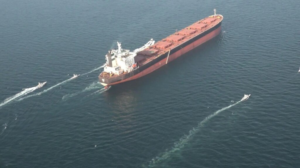 Irán y Rusia realizan maniobras navales en el mar de Omán en medio de las tensiones con Estados Unidos