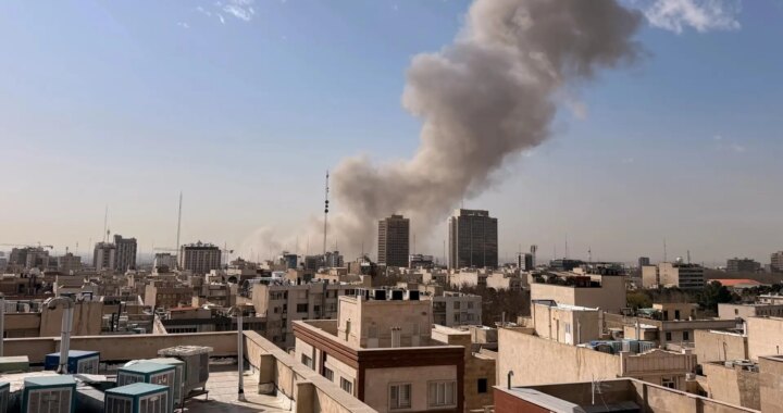 EEUU e Israel atacan Irán, en directo | Ataque masivo al régimen iraní y su programa nuclear: Teherán contraataca en territorio israelí y bases militares estadounidenses