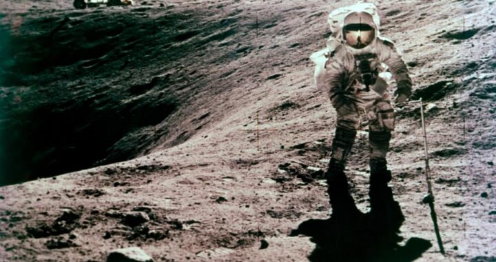 Científicos descubren que misiones Apolo trajeron rocas lunares fuera de lo común