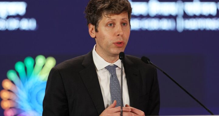 Sam Altman desenmascara a las empresas: “culpan a la IA de despidos que han hecho igual”El responsable de ChatGPT admitió que la IA generará más pérdida de empleos, aunque también impulsará la aparición de nuevos roles vinculados a la tecnología