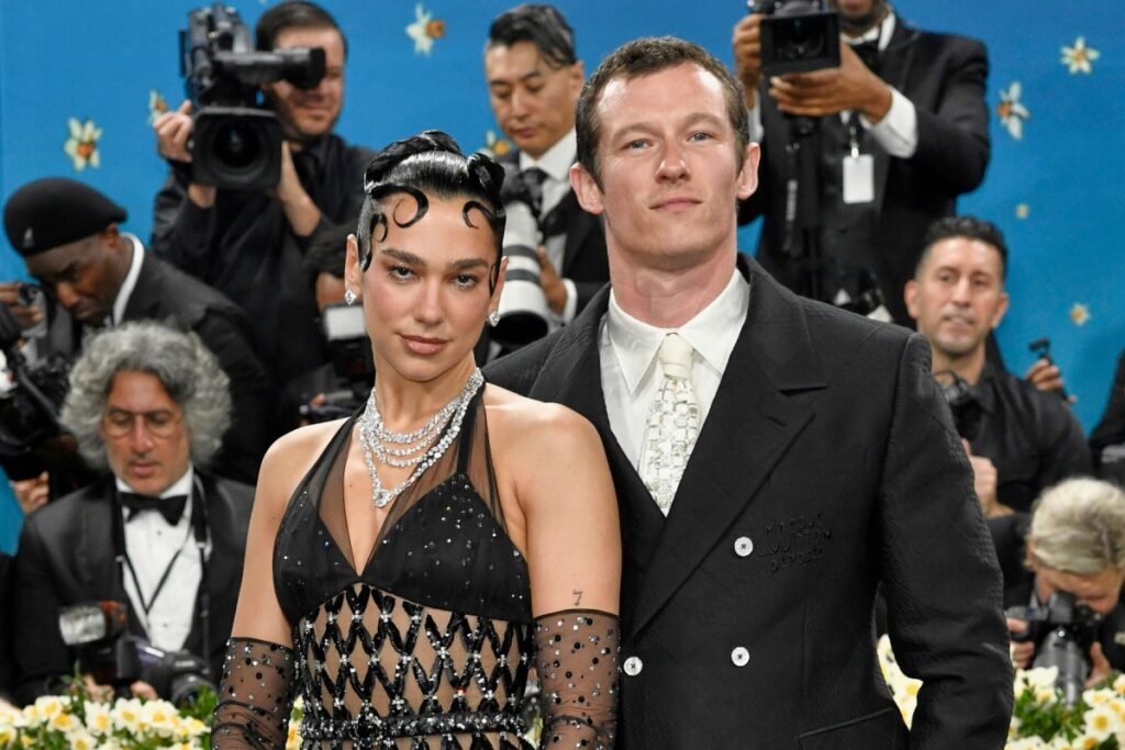 Dua Lipa y Callum Turner tuvieron un tenso enfrentamiento con un paparazzi