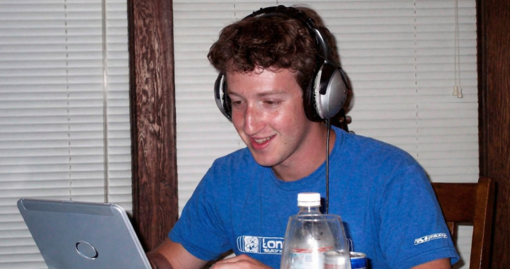 Mark Zuckerberg revela qué música oía al crear Facebook: Linkin Park y Daft Punk en la listaLa playlist de Spotify tiene canciones como ‘Like a Stone’ de Audioslave y  ‘The Reason’ de Hoobastank
