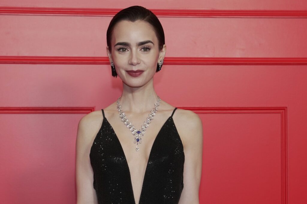 Lily Collins dará vida a Audrey Hepburn en una película sobre ‘Breakfast at Tiffany’s’