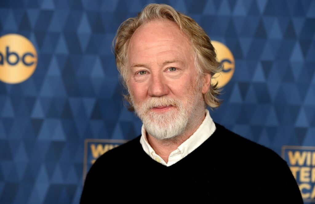 El actor Timothy Busfield es acusado formalmente por abuso sexual infantil