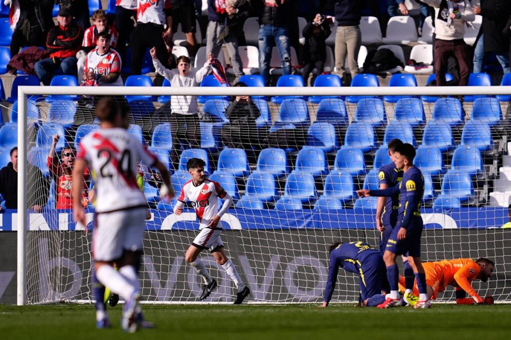 El Atlético renuncia a la Liga