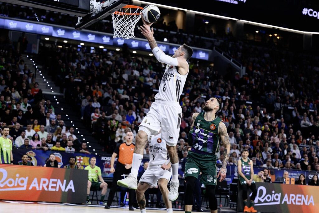 El Real Madrid destroza al campeón Unicaja