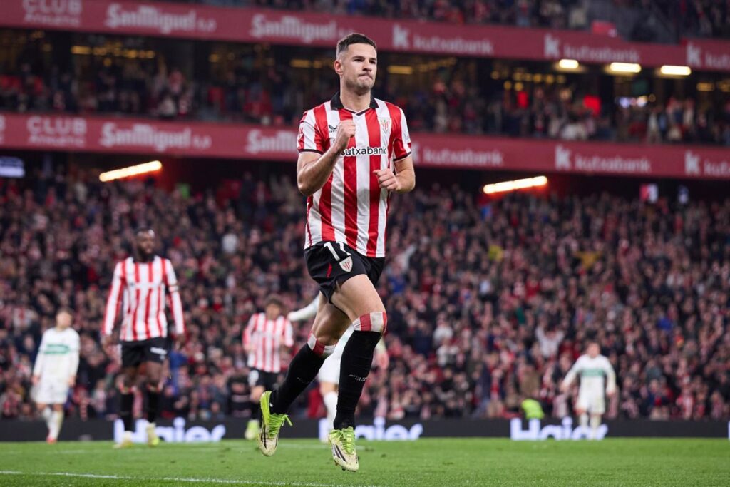 El Athletic Club despega a costa de un Elche negado