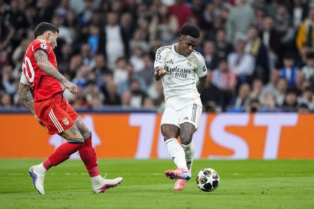 Vinícius decide para un Real Madrid sin alardes