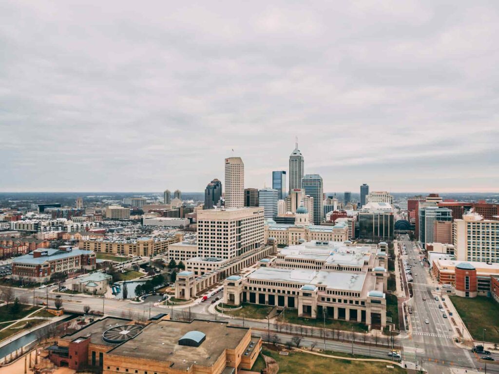 Indiana abre la puerta a Bitcoin y criptomonedas en fondos públicos de pensión y ahorros