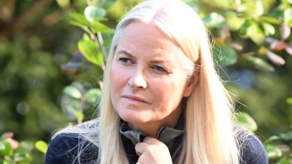 Mette-Marit, acorralada
