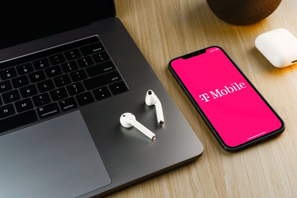 T-Mobile presenta “Live Translation”: llamadas con traducción en tiempo real gracias a la IA