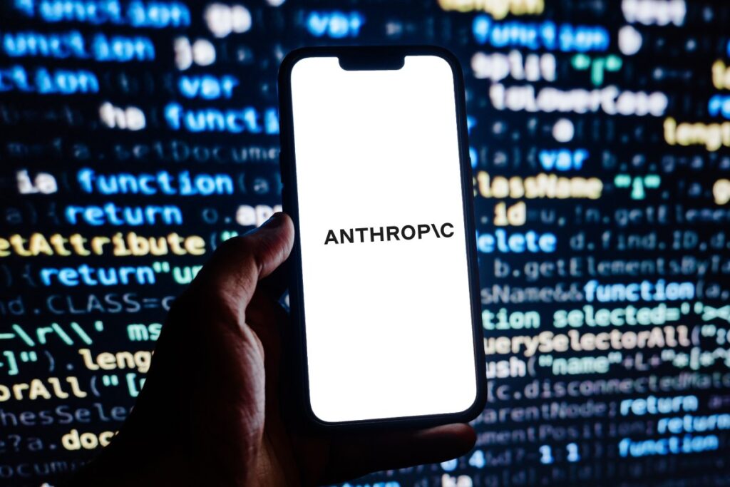 China roba IA de Estados Unidos: Anthropic denuncia ataque masivo