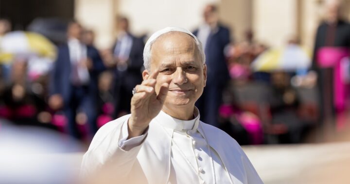 El Vaticano se moderniza con IA: traducciones en tiempo real para que todos entiendan al Papa