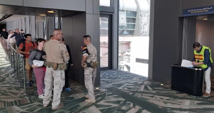 Llegan otros 229 españoles de los 4.000 evacuados de la guerra en Oriente Próximo en un vuelo militar desde Omán
