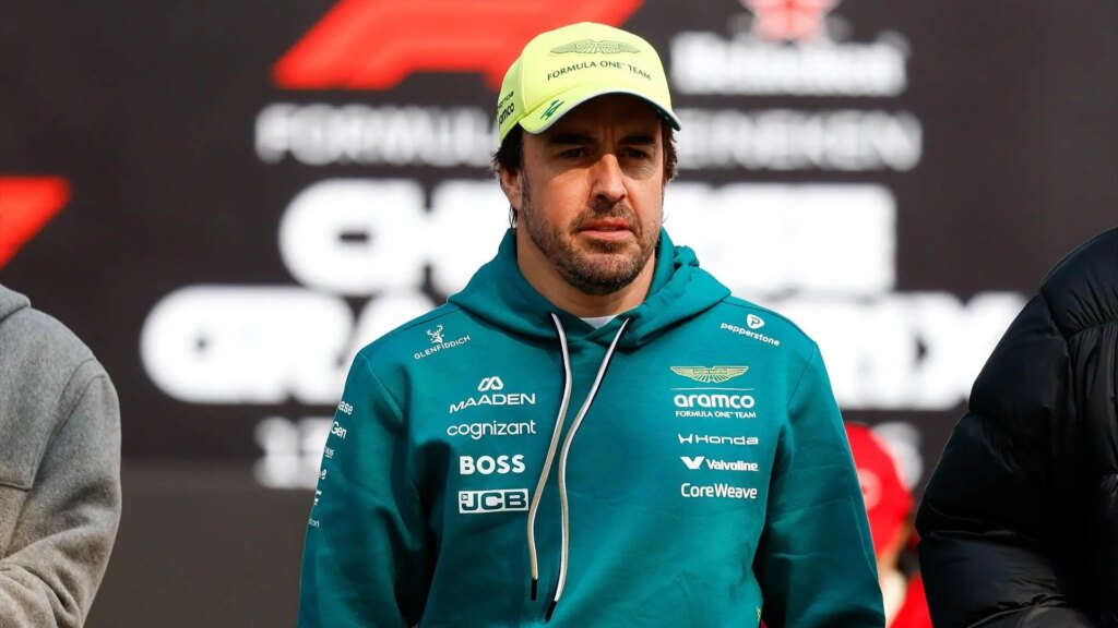 Fernando Alonso estrena paternidad en el GP de Japón: "Tanto la mamá como el bebé están bien, ahora vuelta al trabajo"