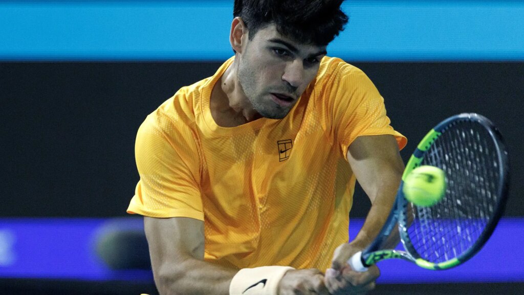 Carlos Alcaraz no da opciones de sorpresa a Joao Fonseca y accede a tercera ronda del Miami Open