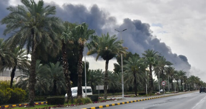 Guerra en Irán, en directo | Un ataque con drones destruye un depósito de combustible en el aeropuerto de Kuwait