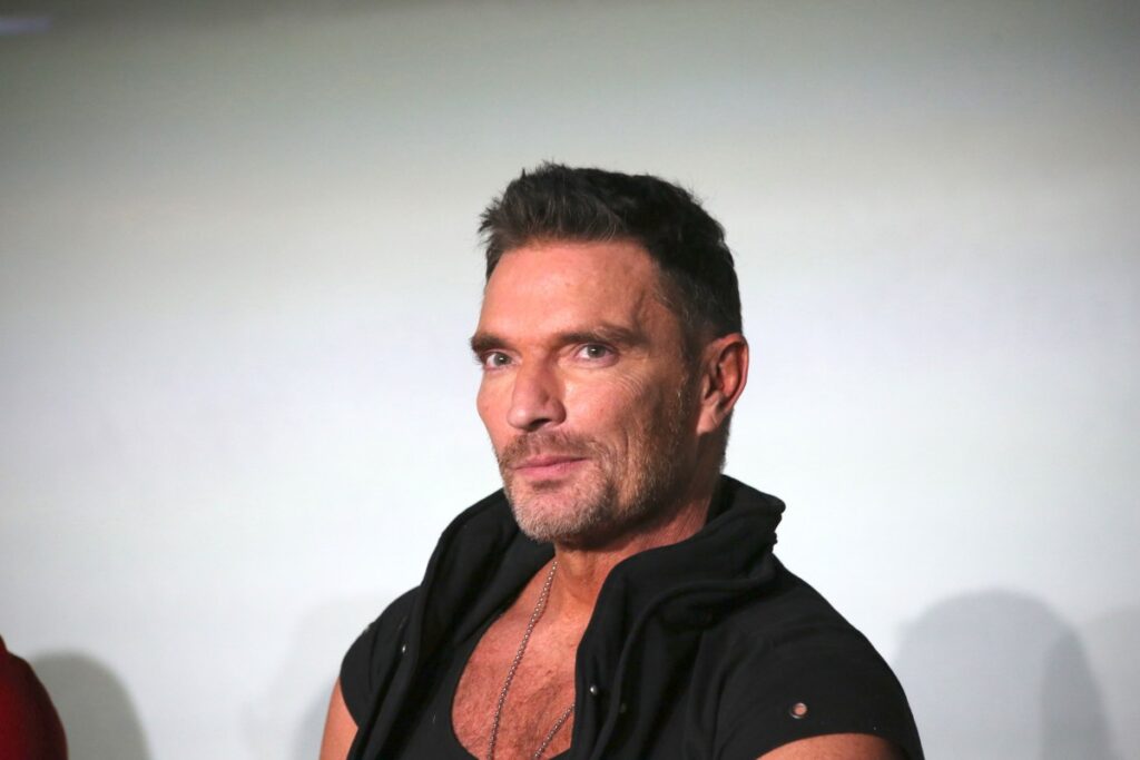 ¿Julián Gil entrará a “La Casa de los Famosos México 4”? El actor responde 
