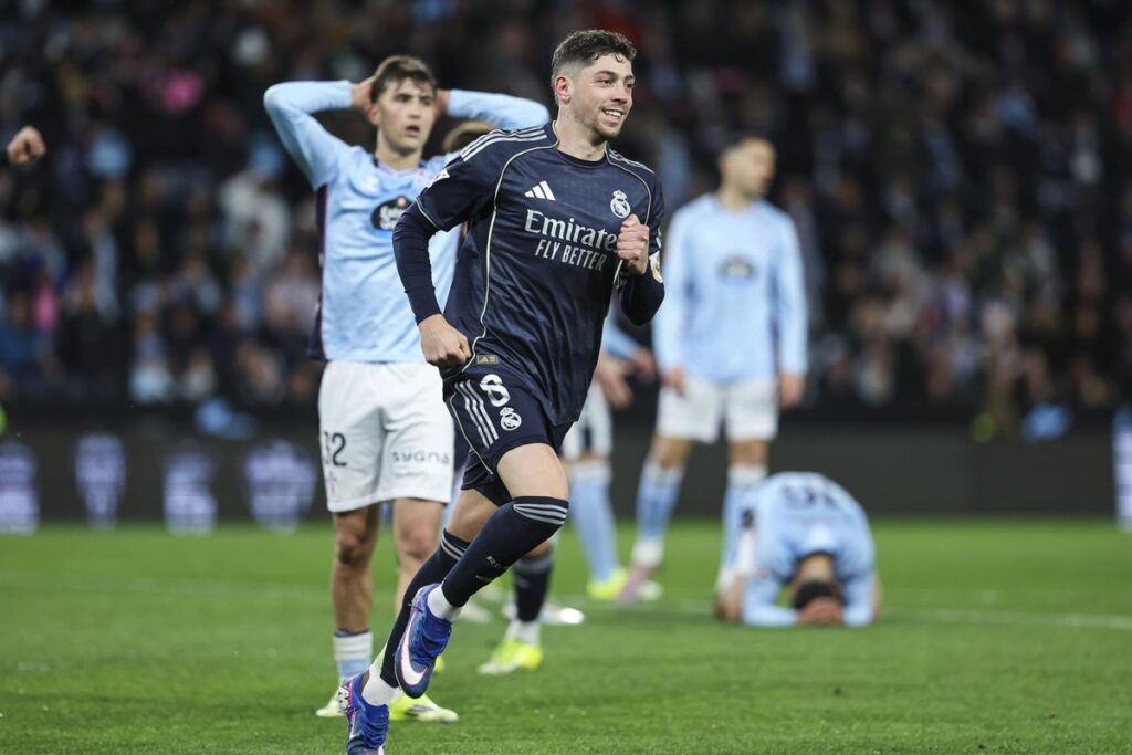 El Real Madrid gana 'in extremis' y de rebote en Vigo
