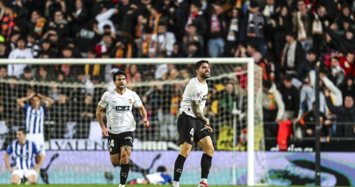 El Villarreal hurga en la herida del Elche, el Getafe despega y el Valencia cambia el humor de Mestalla