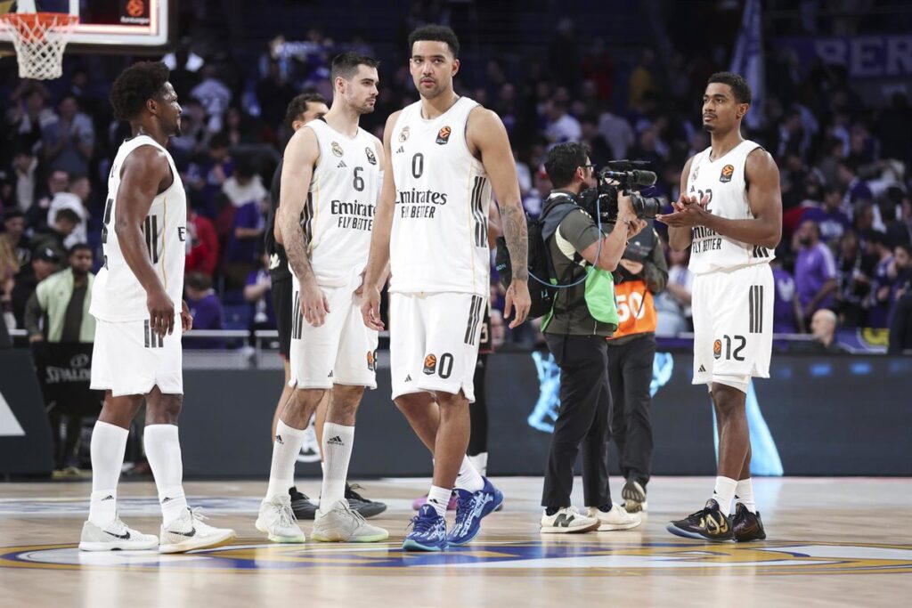 Un serio Real Madrid evita sorpresas contra Pablo Laso