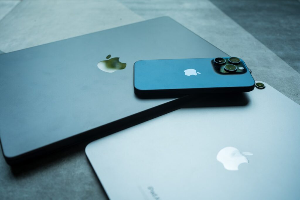 Apple lanza guías oficiales para que puedas reparar tu iPhone, iPad o MacBook tú mismo