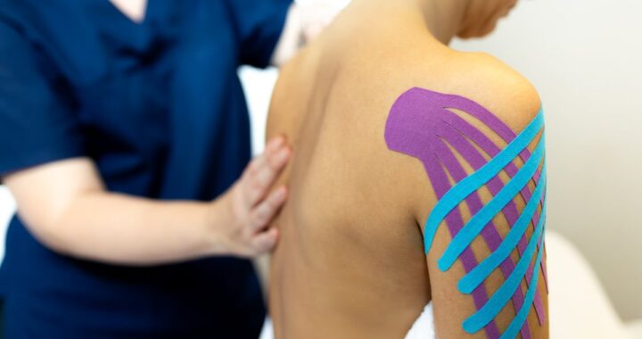 Mucho uso, poca ciencia: el ‘kinesiotaping’, las tiras de colores que alivian el dolor, no logra pruebas de su utilidad | Salud y bienestar