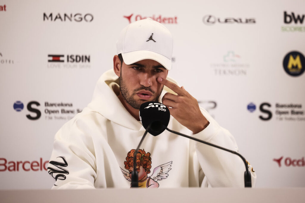 Alcaraz se retira del Barcelona Open Banc Sabadell