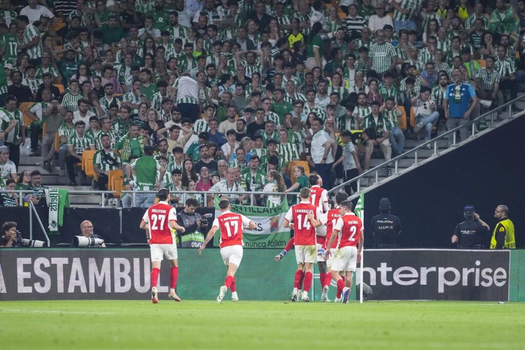 El Betis se hace el harakiri en Europa