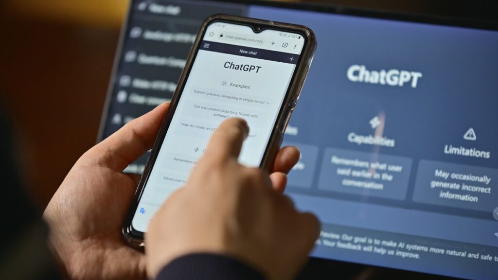 Cuidado con pedirle consejos médicos a ChatGPT o Gemini: un estudio revela que sus respuestas son problemáticas