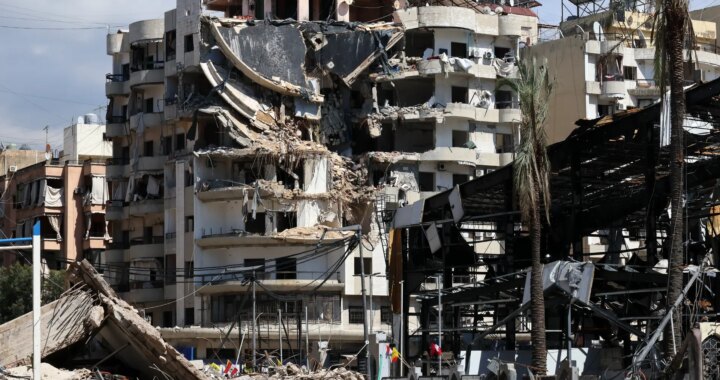 Imagen de un bombardeo en los suburbios de Beirut