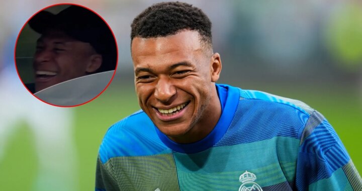 Kylian Mbappé sonriendo al salir de un entrenamiento del Real Madrid